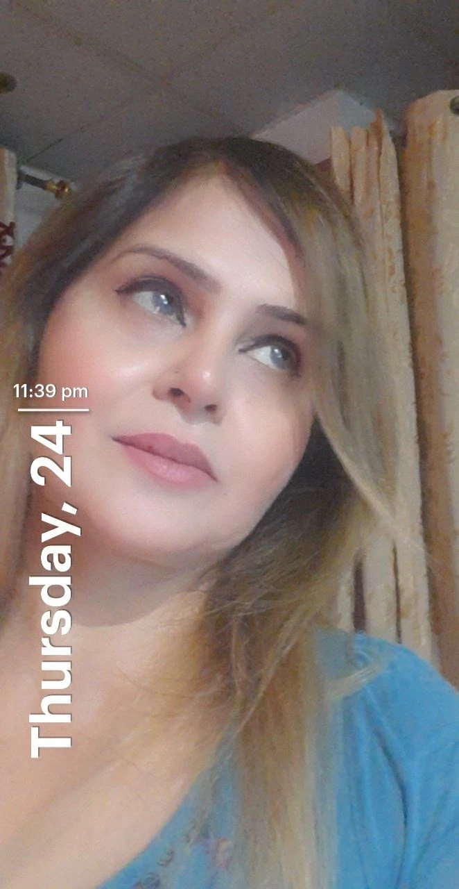 Zara – Pakistani escort in Lahore — 19 / 31