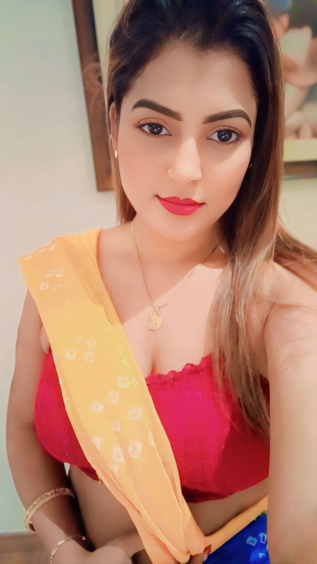Jiya Khan – Indian escort in Hyderabad — 9 / 12
