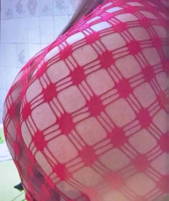 Anasusie – Indonesian masseuse in Macao — 10 / 13