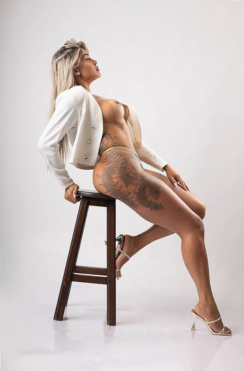 Paulina – Brazilian escort in Beirut — 5 / 9