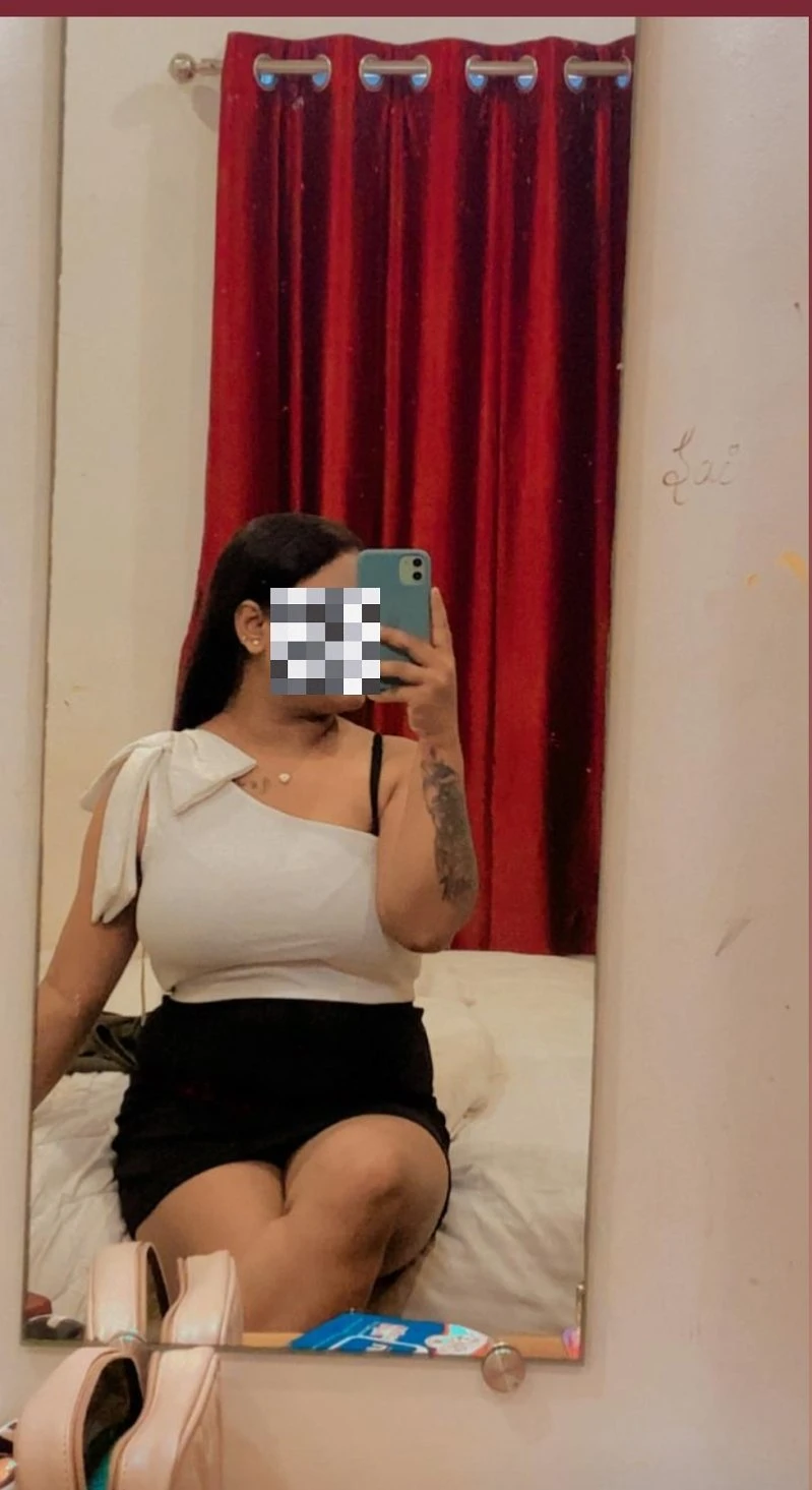 SAGUN INDEPENDENT (CAM & REAL MEET) 🥂 – Indian escort in Hyderabad — 2 / 5
