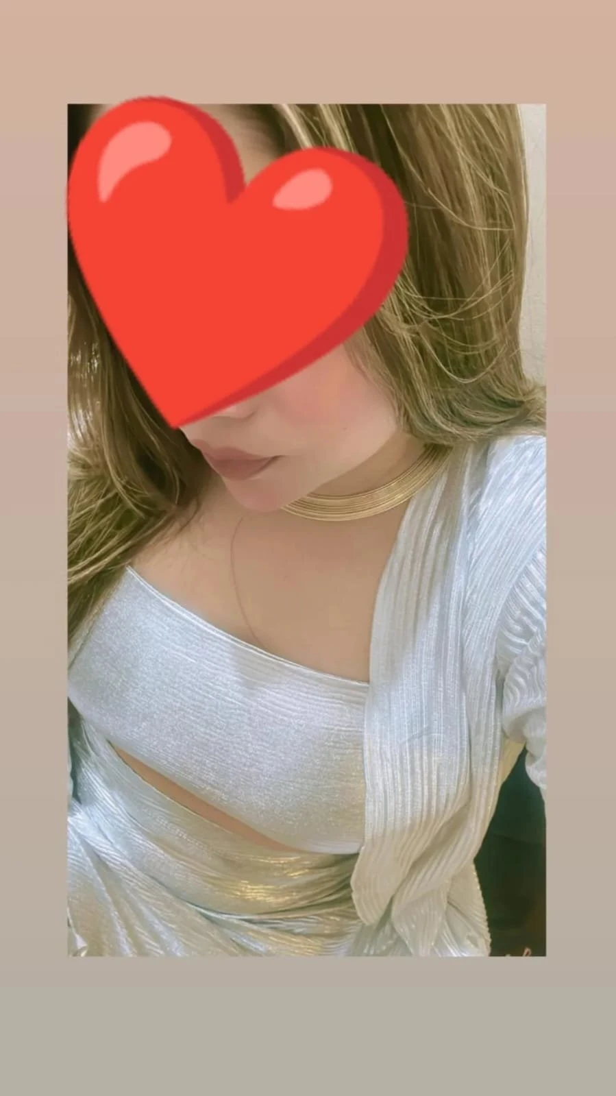 Kaviya Sharma – Indian escort in Mumbai — 2 / 5