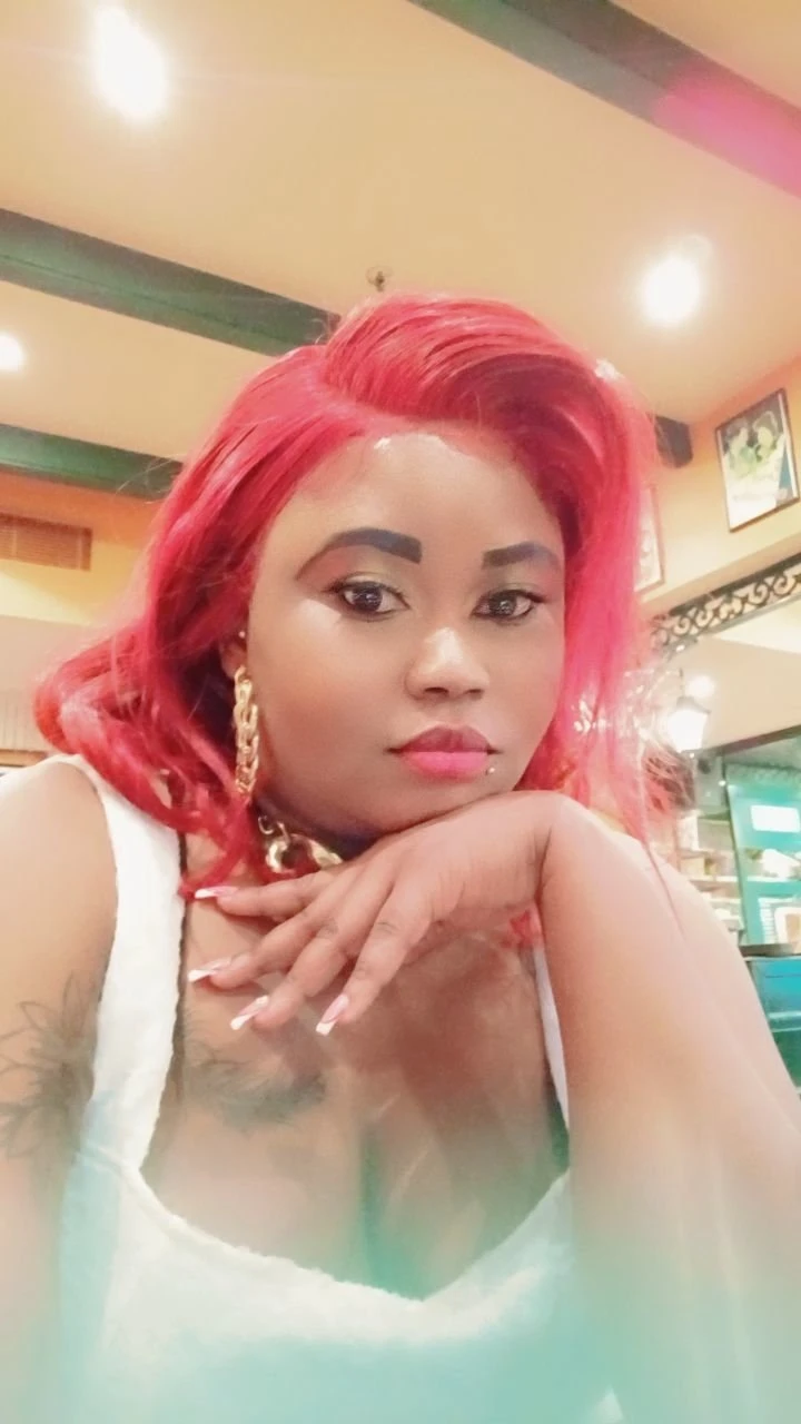 TINA – Equatorial Guinean escort in New Delhi — 3 / 25