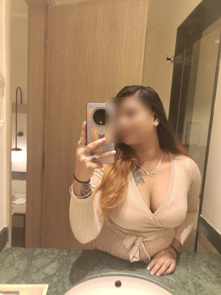 Punjabi hot girls modlers real meet/cam – Indian escort in New Delhi — 4 / 6