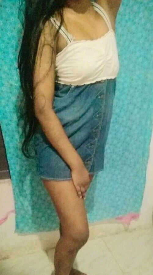 Shanuki Live Cam Show – Sri Lankan escort in Colombo — 4 / 5