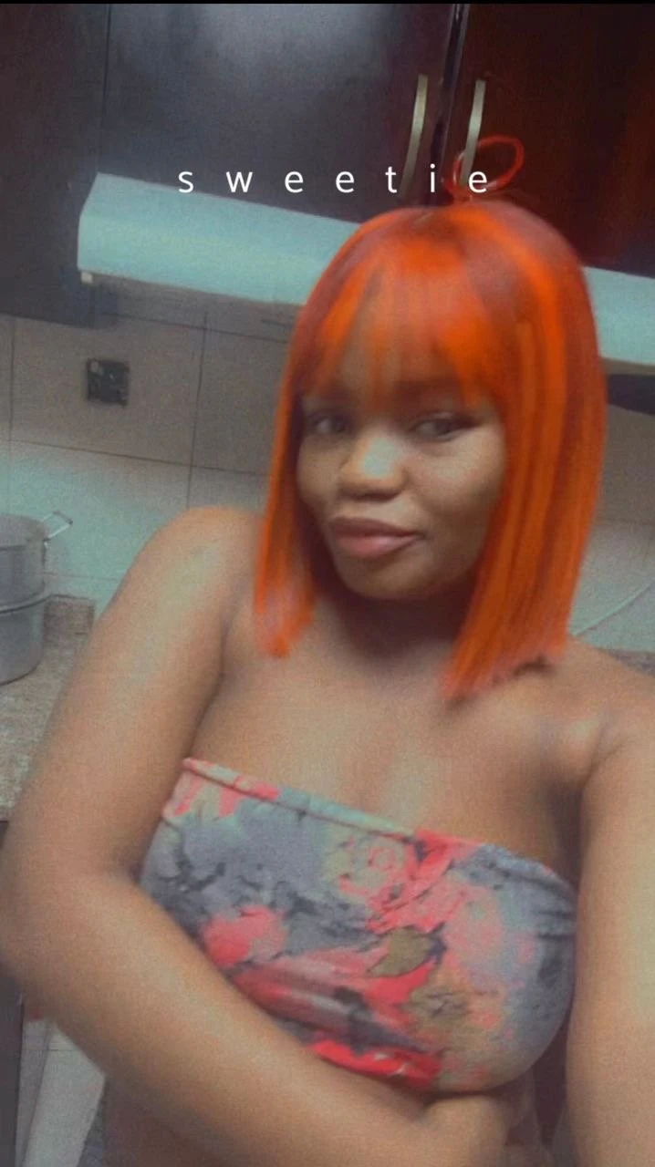 Nina – Ghanaian escort in Abidjan — 2 / 9