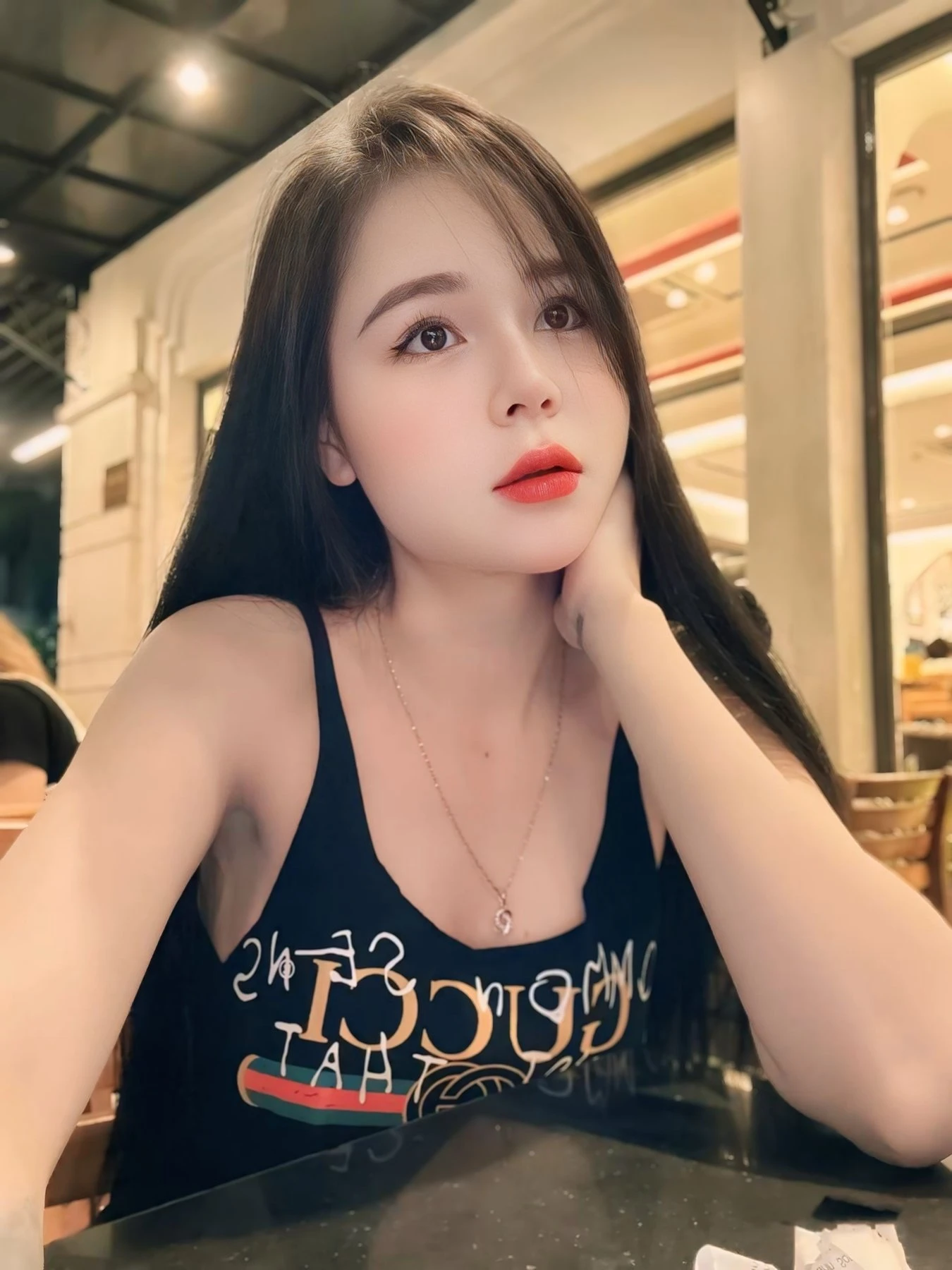 Jenni – Singaporean escort in Da Nang — 20 / 23