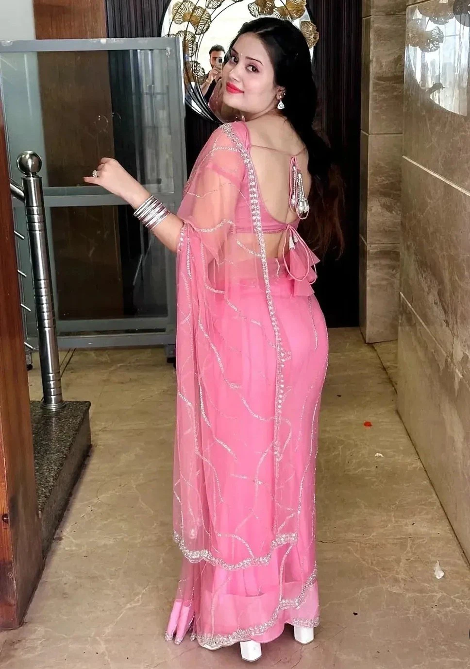 Mohini – escort in Mumbai — 2 / 7