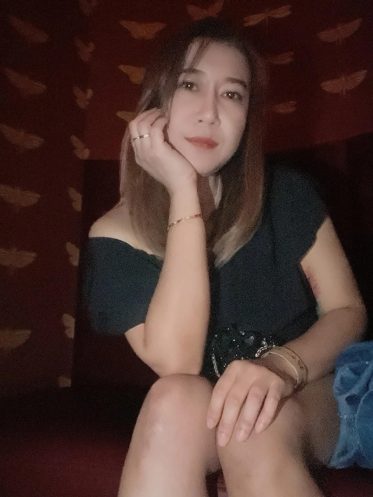 Mini – Thai escort in Gurgaon — 4 / 5