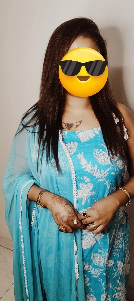 INDIAN MODELS ,RUSSIAN MODELS AVAILABLE – Indian escort in Hyderabad — 3 / 4