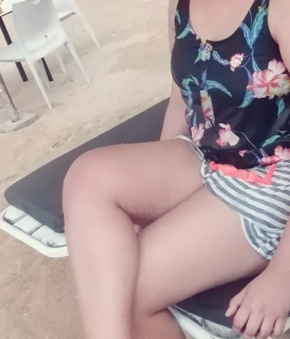 Shanaya Love Web Cam 24 Service – Sri Lankan escort in Colombo — 2 / 4