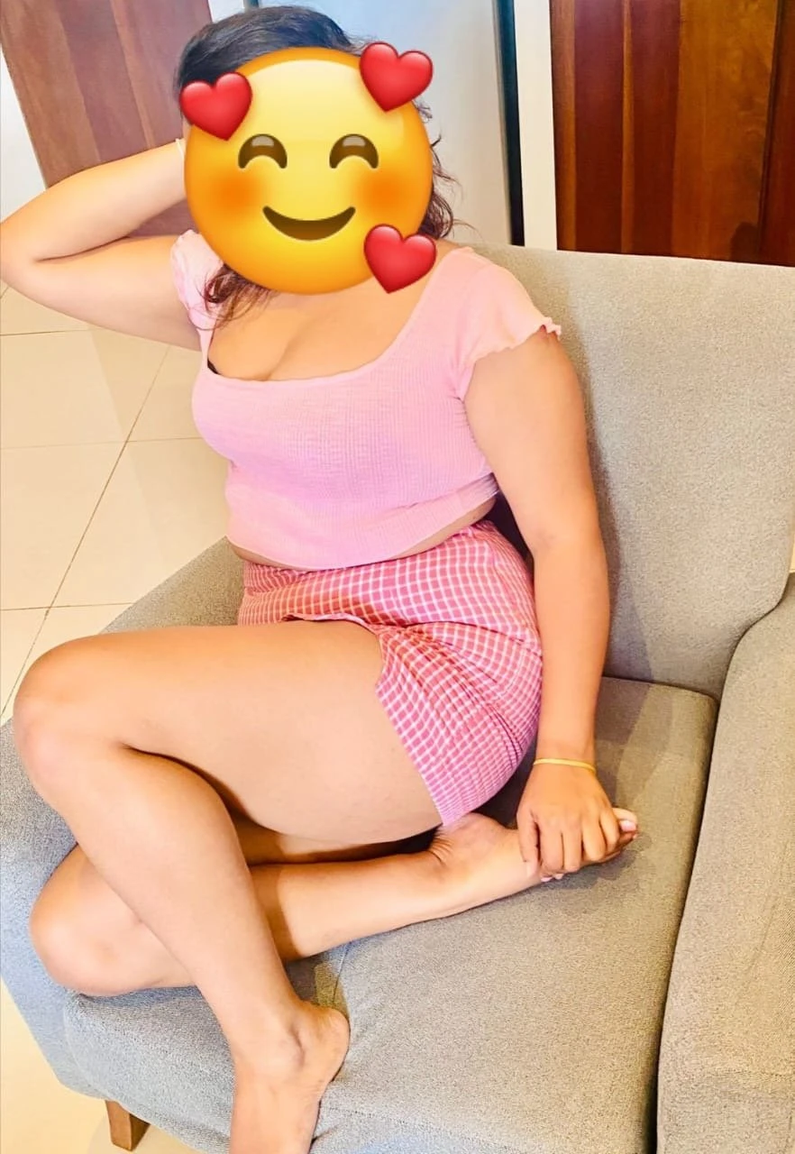 Shandra, the Chubby Beauty – Sri Lankan escort in Colombo — 4 / 6