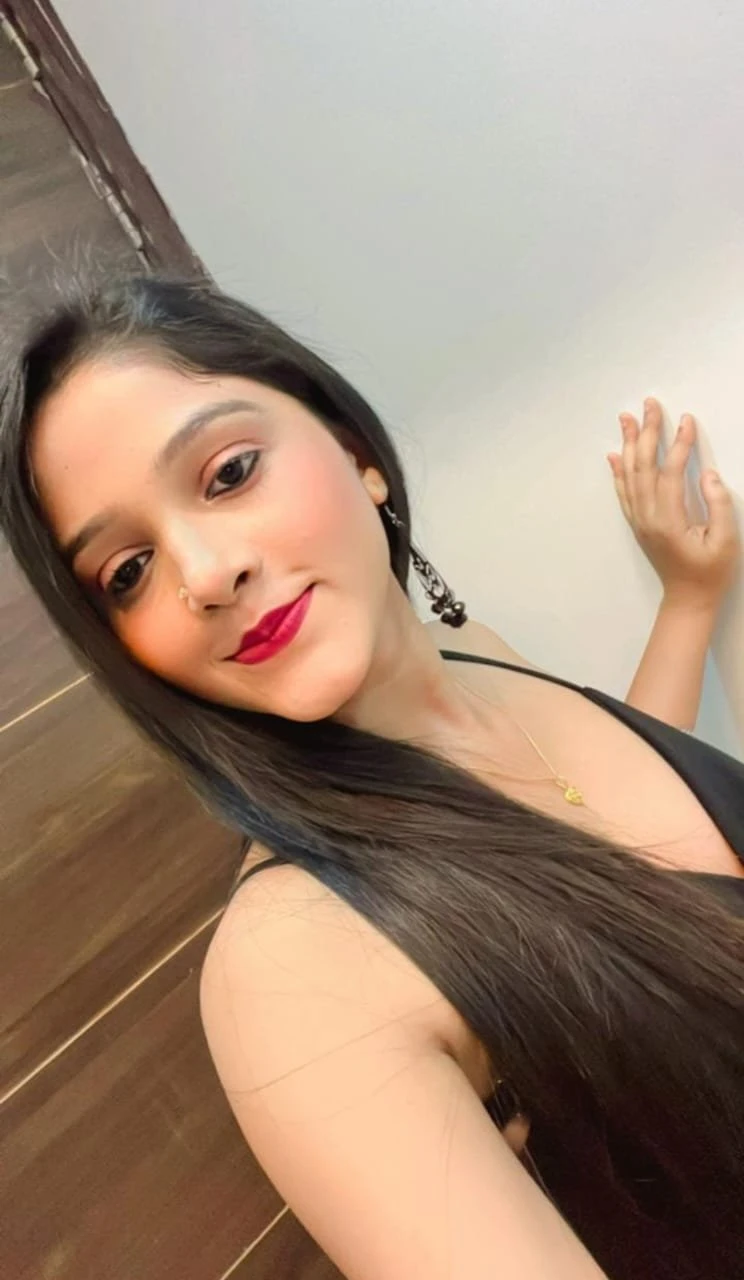 Nisha – Indian escort in Kochi — 4 / 5