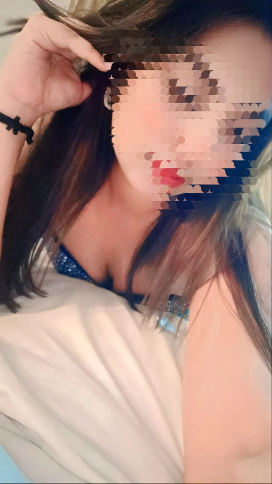 Megha – Indian escort in Pune — 3 / 6