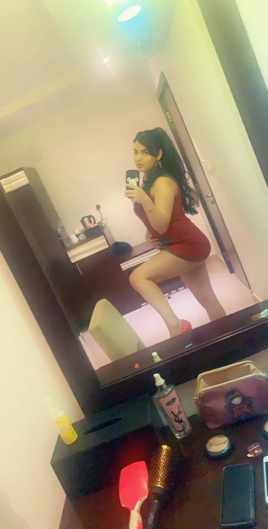FOREIGHNER – escort in New Delhi — 3 / 5