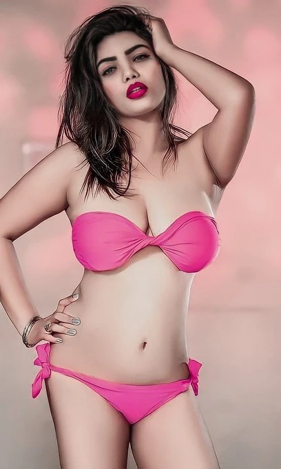 Sexy Shweta Mahajan – Indian escort in New Delhi — 3 / 5