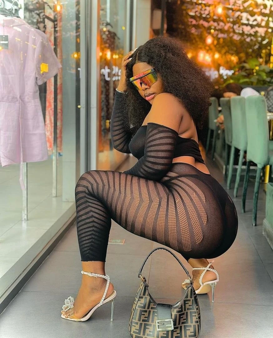 Winny – South African escort in Thiruvananthapuram — 8 / 9