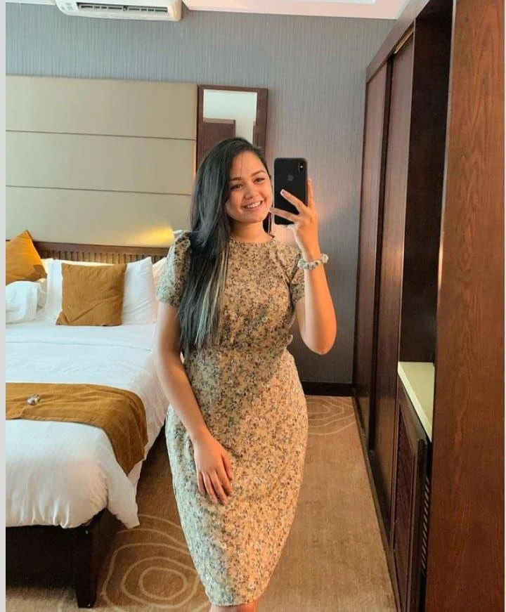 Sonal Patel – Indian escort in Navi Mumbai — 2 / 3