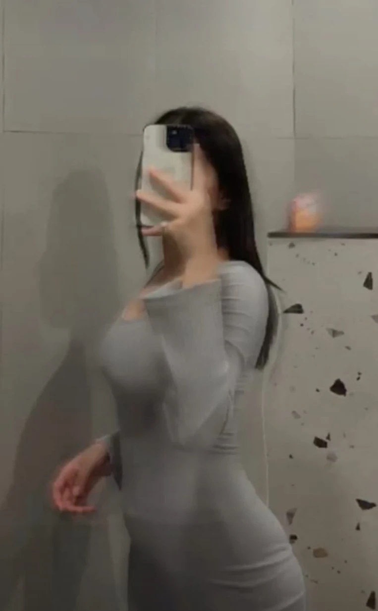 Akshita Arora Independent Angel – Indian escort in New Delhi — 3 / 4
