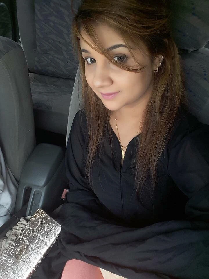 Missba – Pakistani escort in Rāwalpindi — 2 / 11