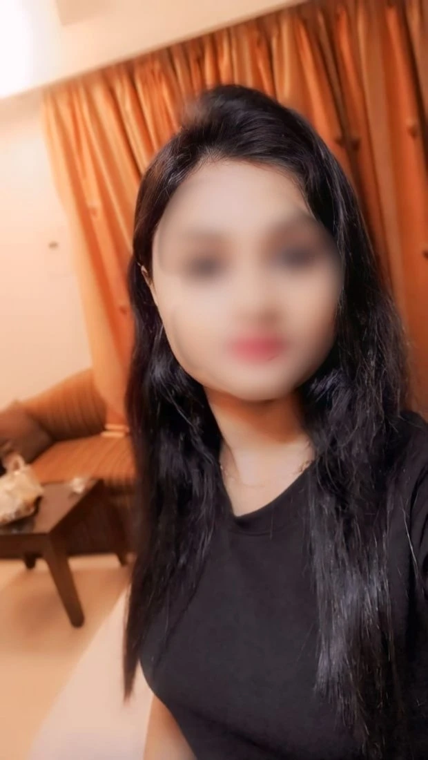 Anjali independent cash pay ONS GFE Part – Indian escort in Mumbai — 2 / 6