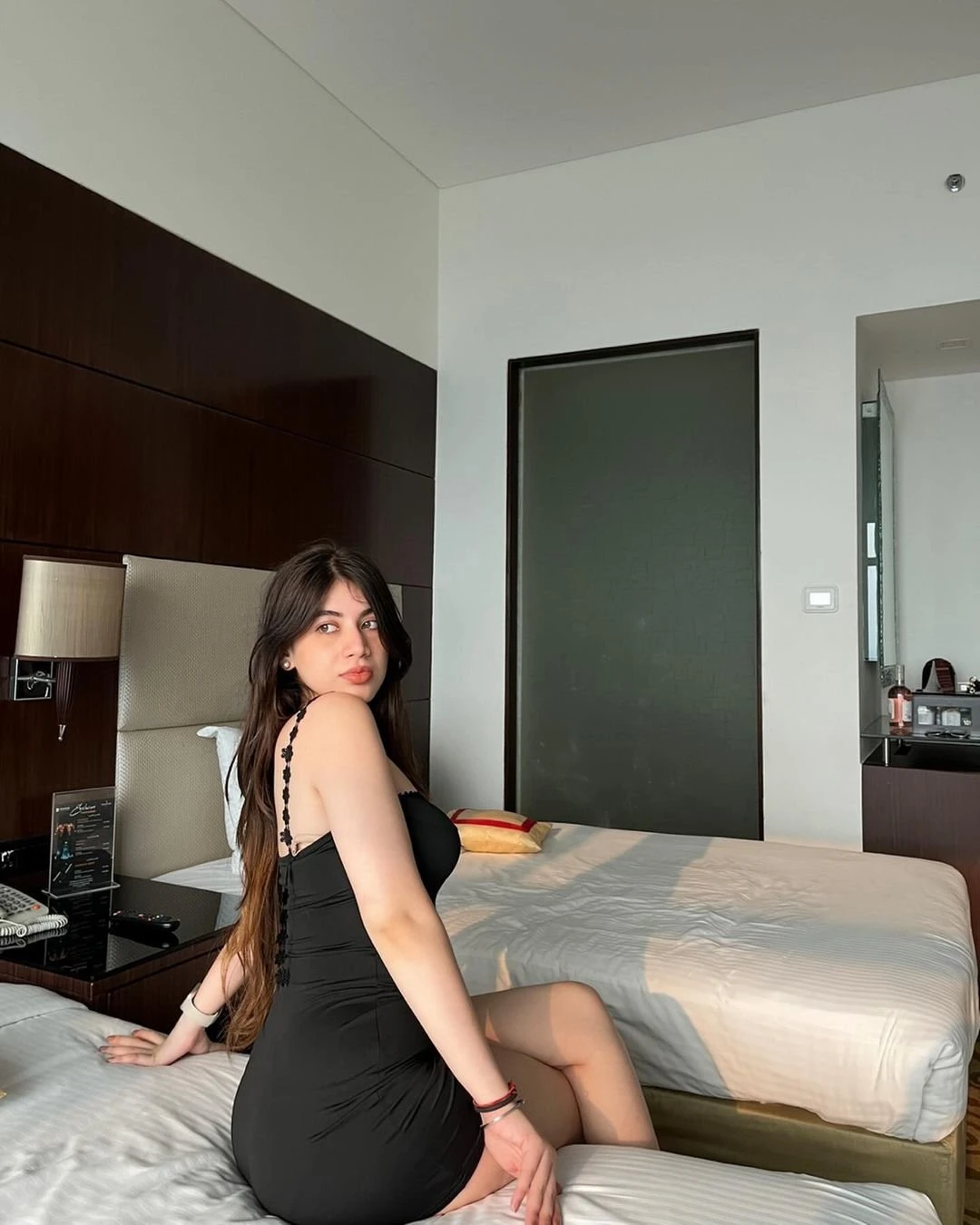Kavya Escort Service – Indian escort in Navi Mumbai — 2 / 3