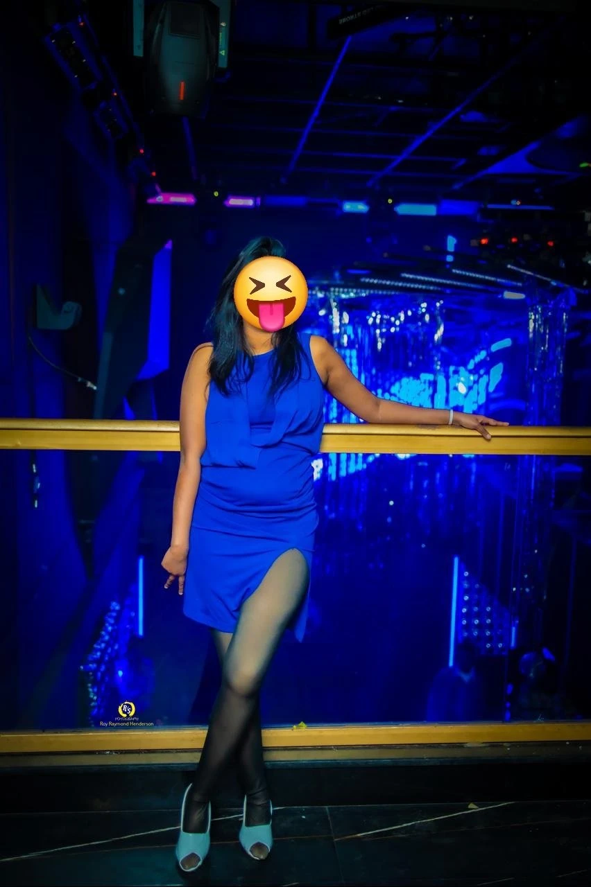 Ayesha – Indian escort in Visakhapatnam — 5 / 10