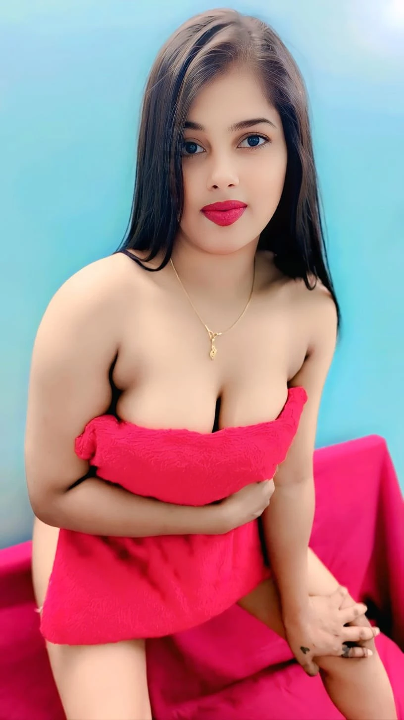 Real Meet and Live Cam – Indian escort in Mumbai — 9 / 12