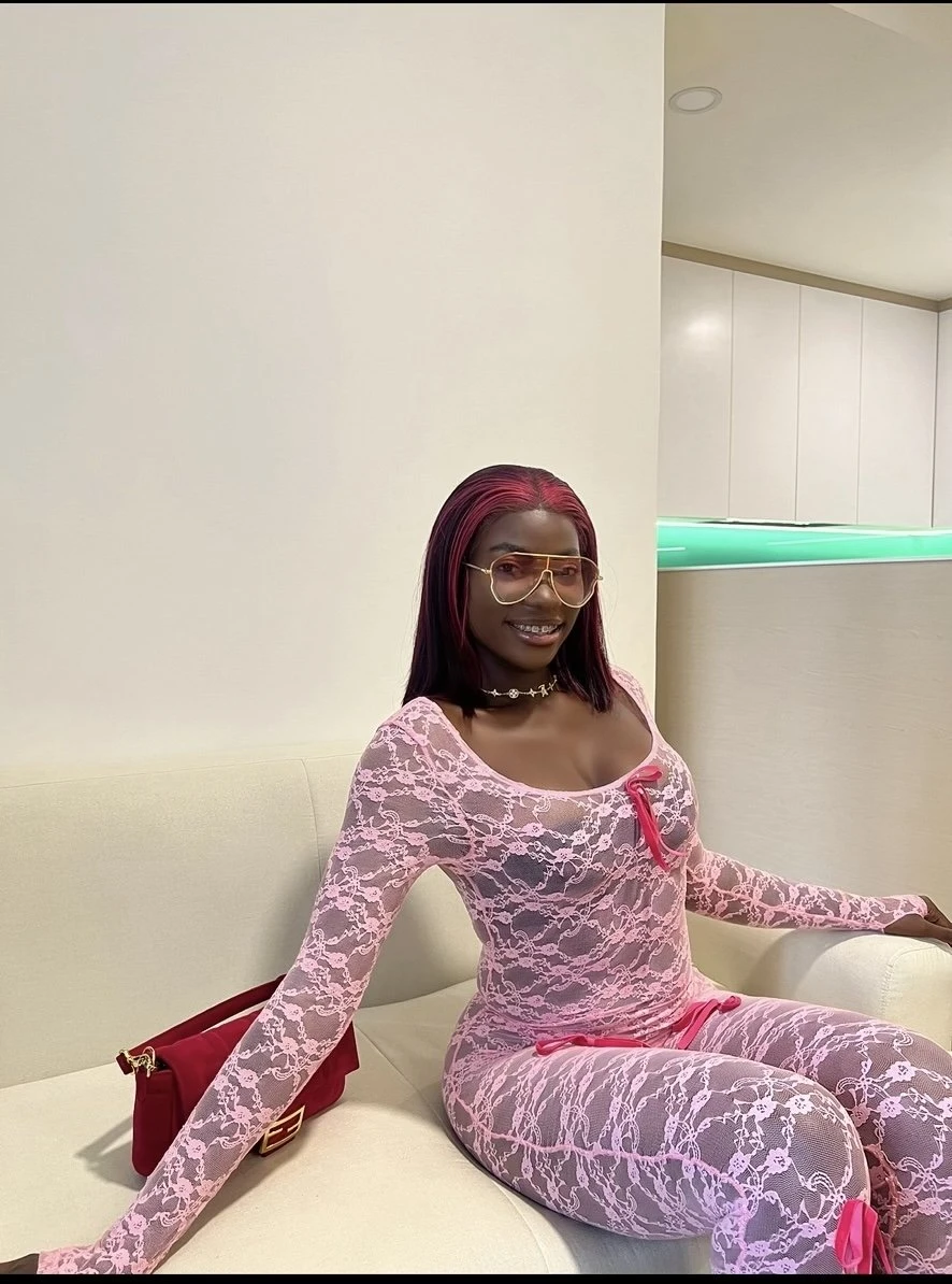 Pearl – Ghanaian escort in Ho Chi Minh City — 3 / 4