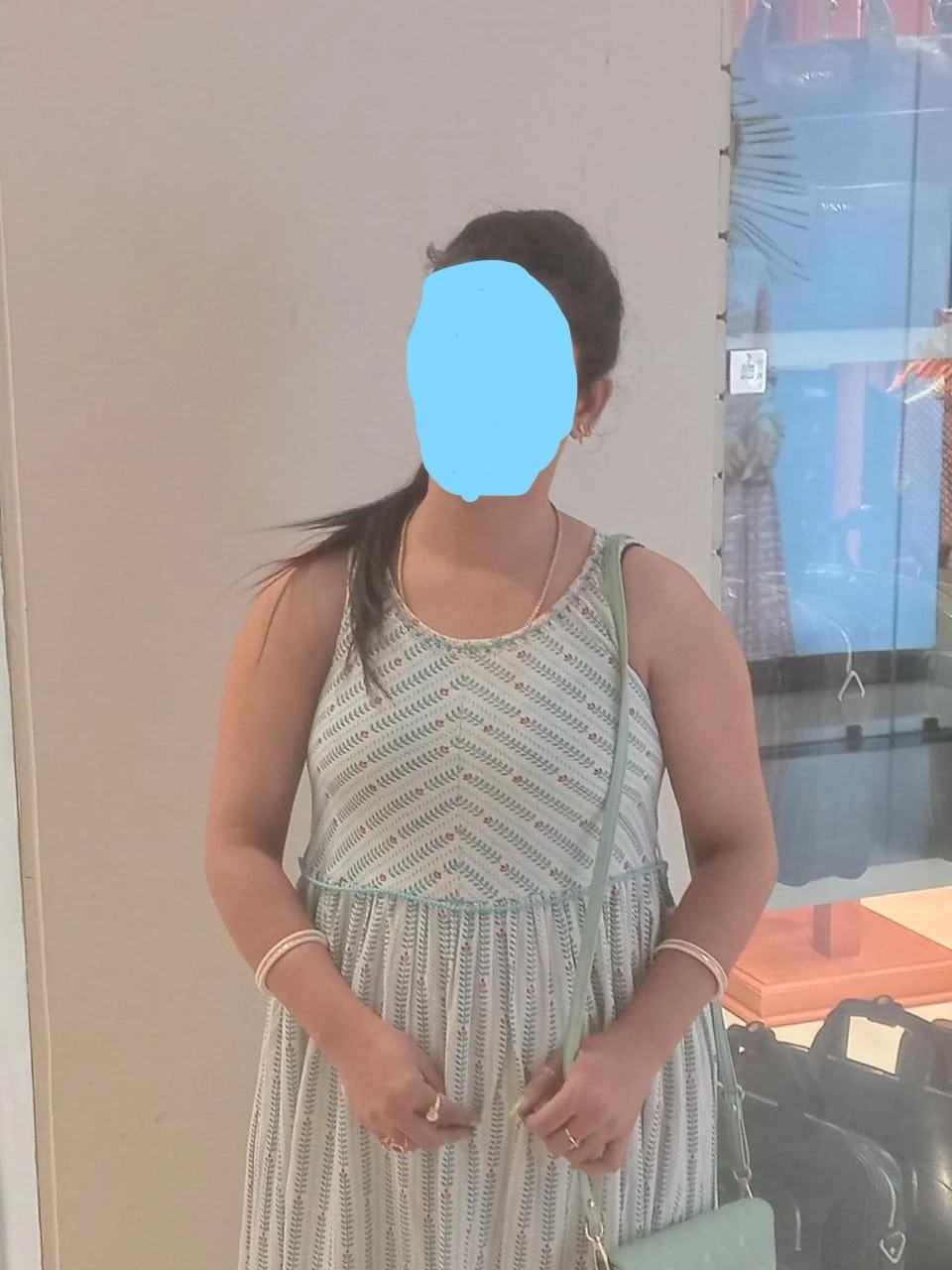 Monika Roy Kolkata Escorts Agency – Indian escort in Kolkata — 1 / 3