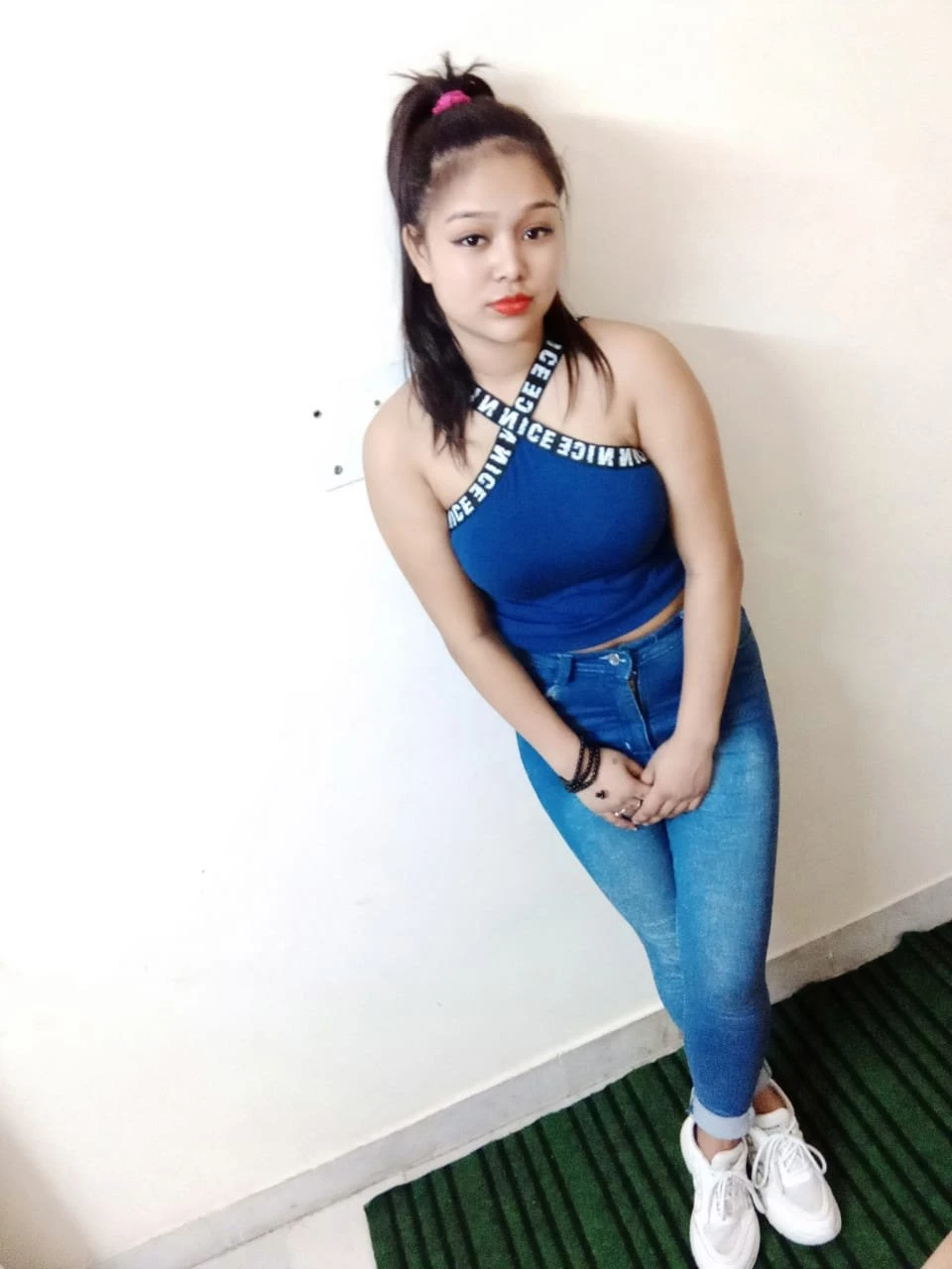 Riyasha Thapa – Indian escort in New Delhi — 1 / 2