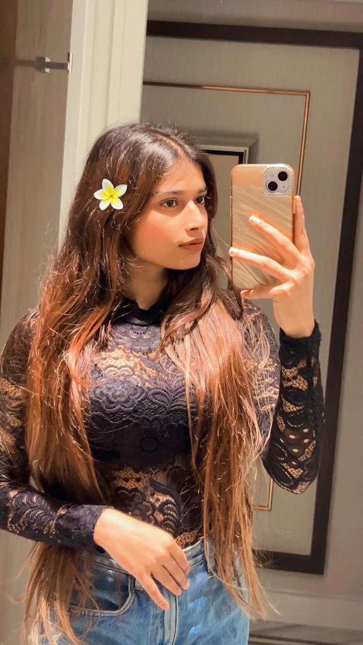 Ameesha Kapoor Cash On Hyderabad – Indian escort in Hyderabad — 3 / 5