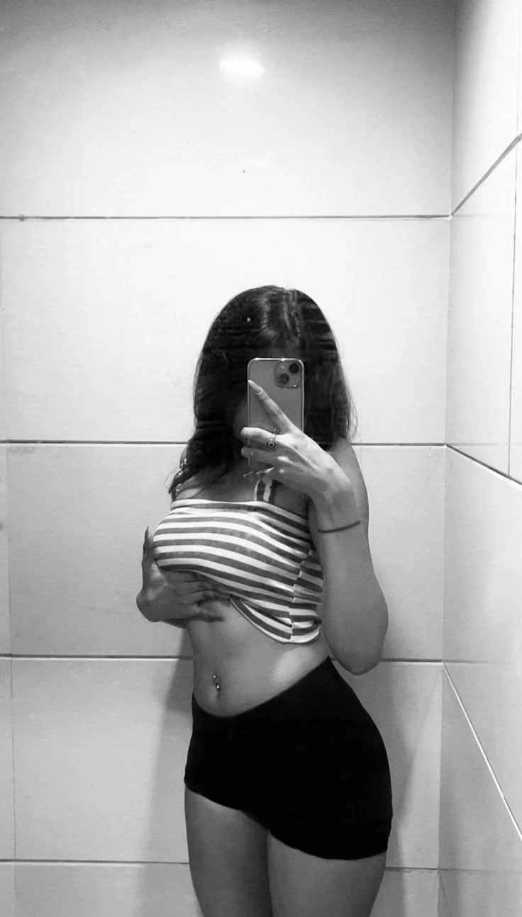 Nikita – Nepalese escort in Kathmandu — 2 / 5
