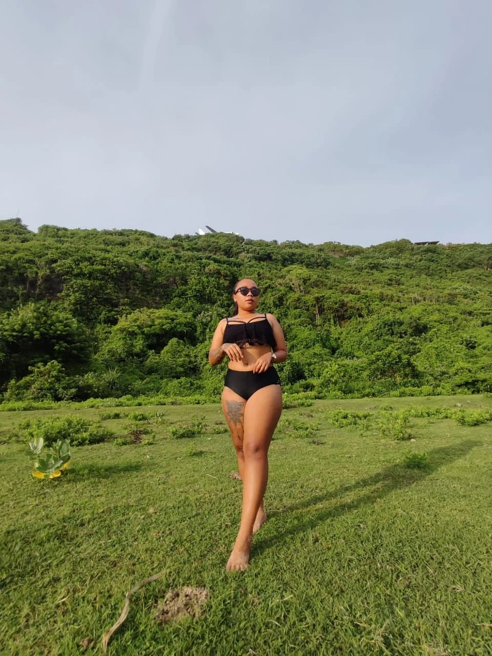 Clara – Indonesian escort in Hanoi — 3 / 5