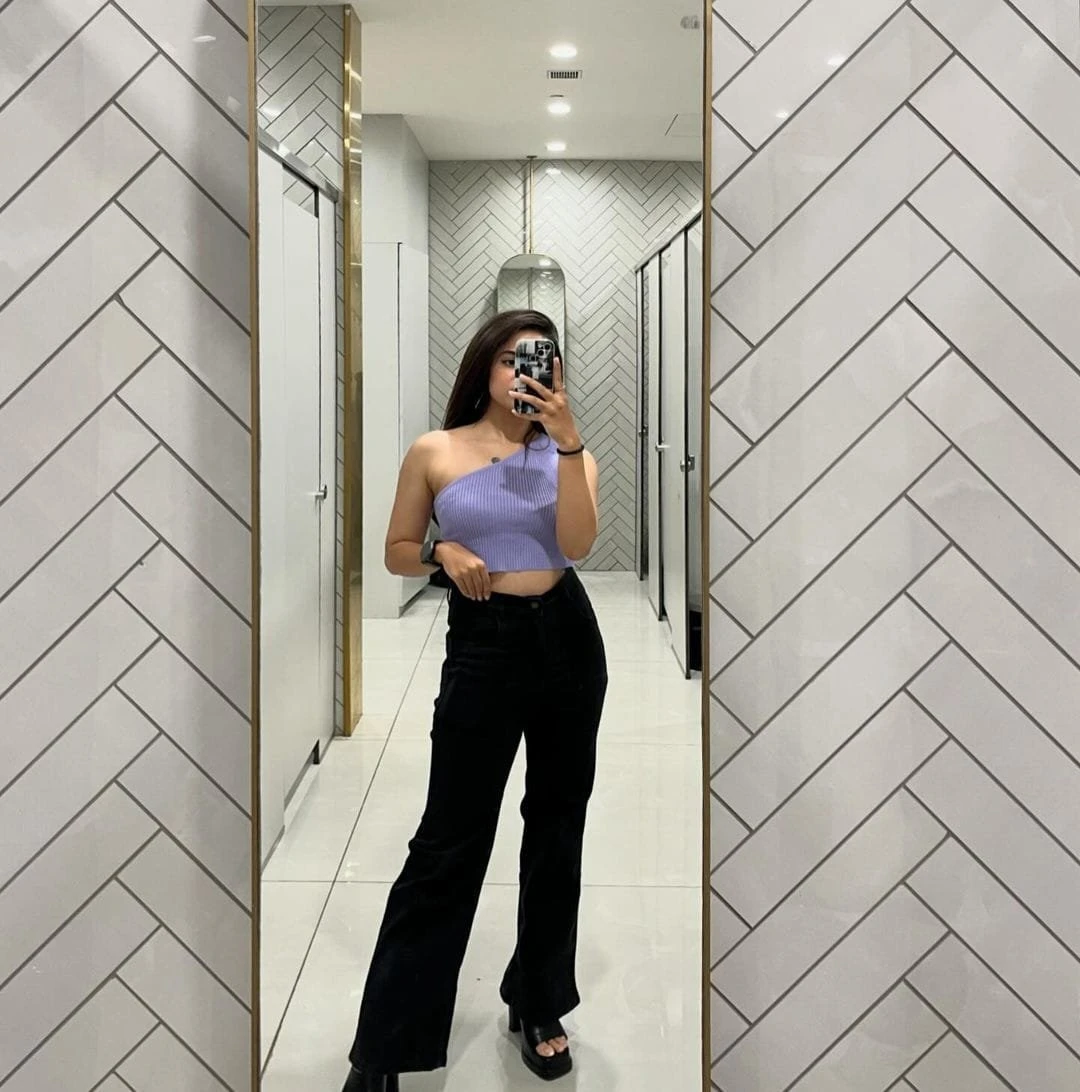 Ur Pleasure Hunter No Restrictions Here – Indian escort in Hyderabad — 3 / 5
