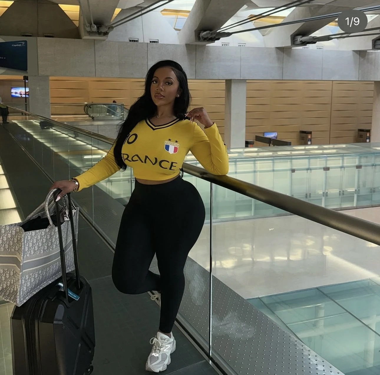 Bubbles – Estonian escort in Dakar — 4 / 5