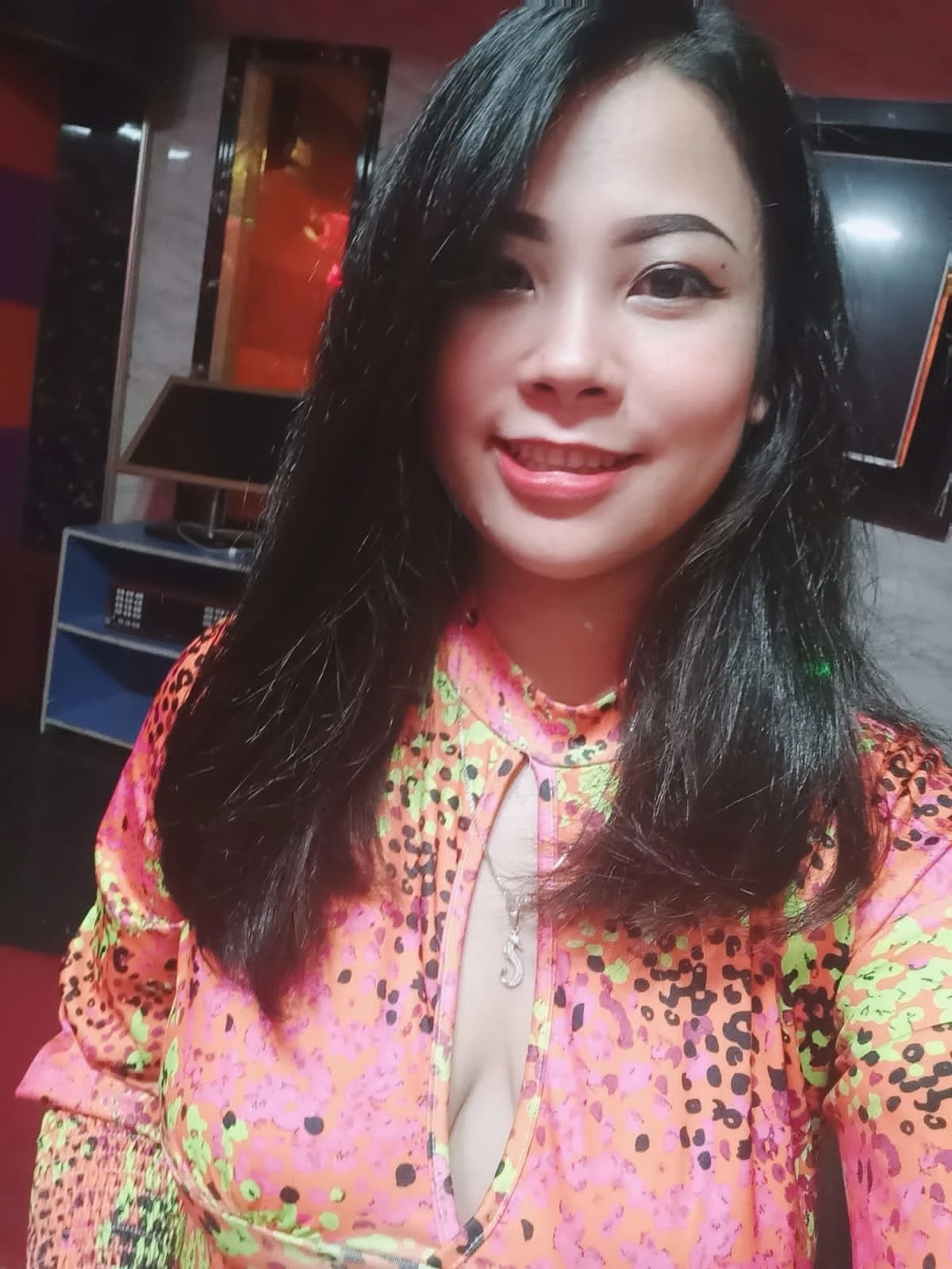 Linda Full Service Good Massage – Thai escort in Abidjan — 7 / 10