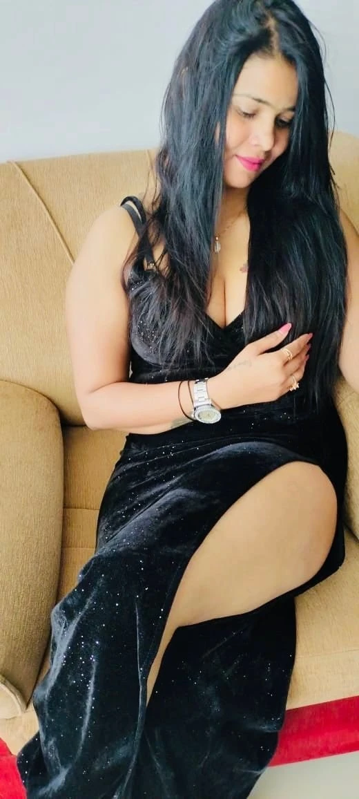 Alina – Indian escort in Pune — 3 / 5
