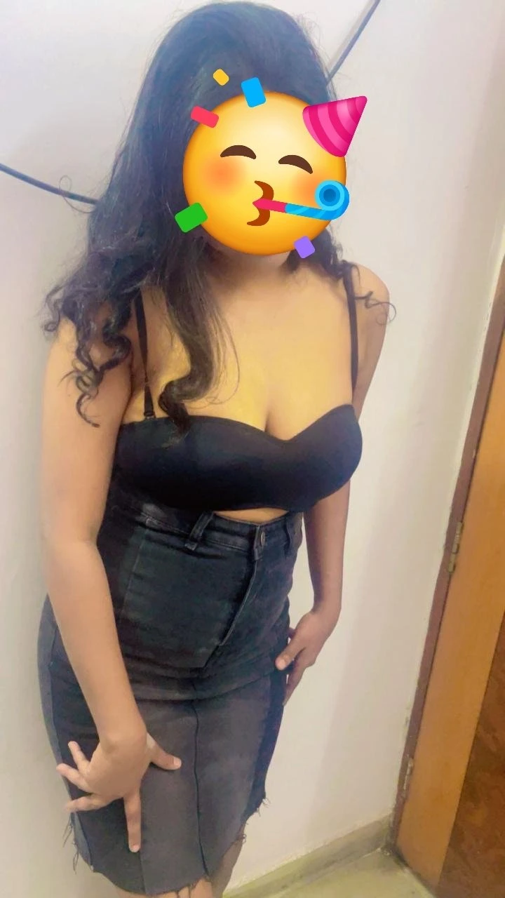 Ayesha – Indian escort in Visakhapatnam — 3 / 10