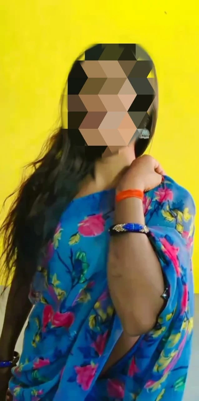 Mahi Roy sex chat (cam show & real meet) – Indian escort in Hyderabad — 1 / 7