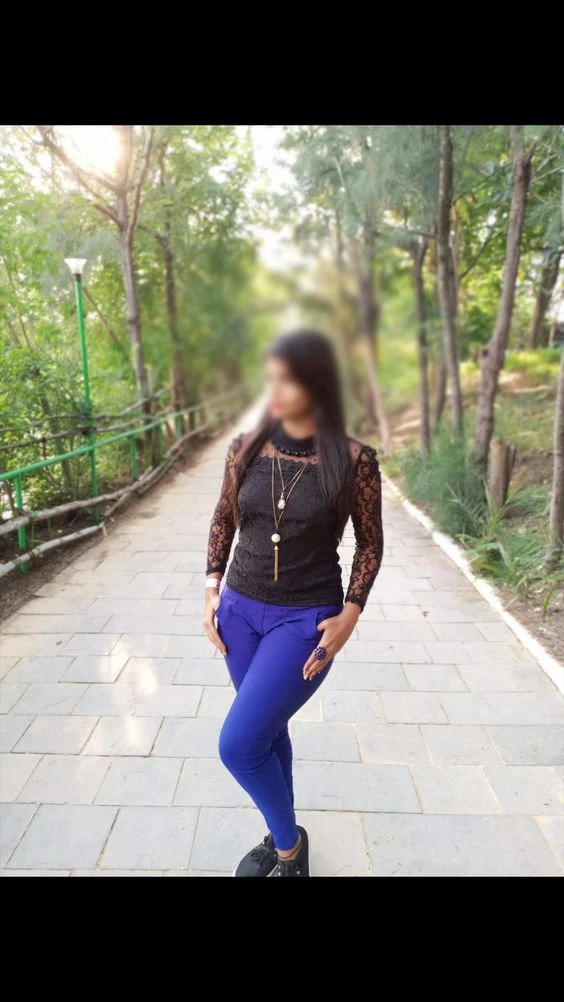 Miss Maya Darling – Indian escort in Visakhapatnam — 2 / 3