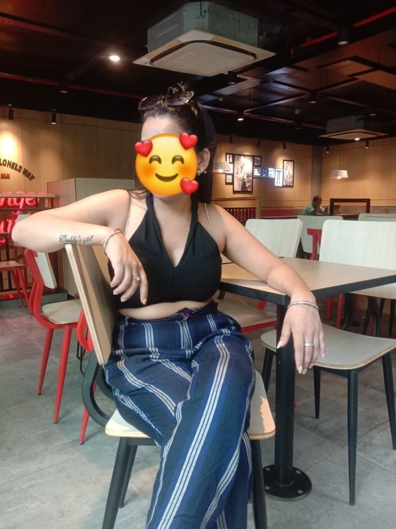 Priya Self depend 24x7 verified account – Indian escort in New Delhi — 2 / 8