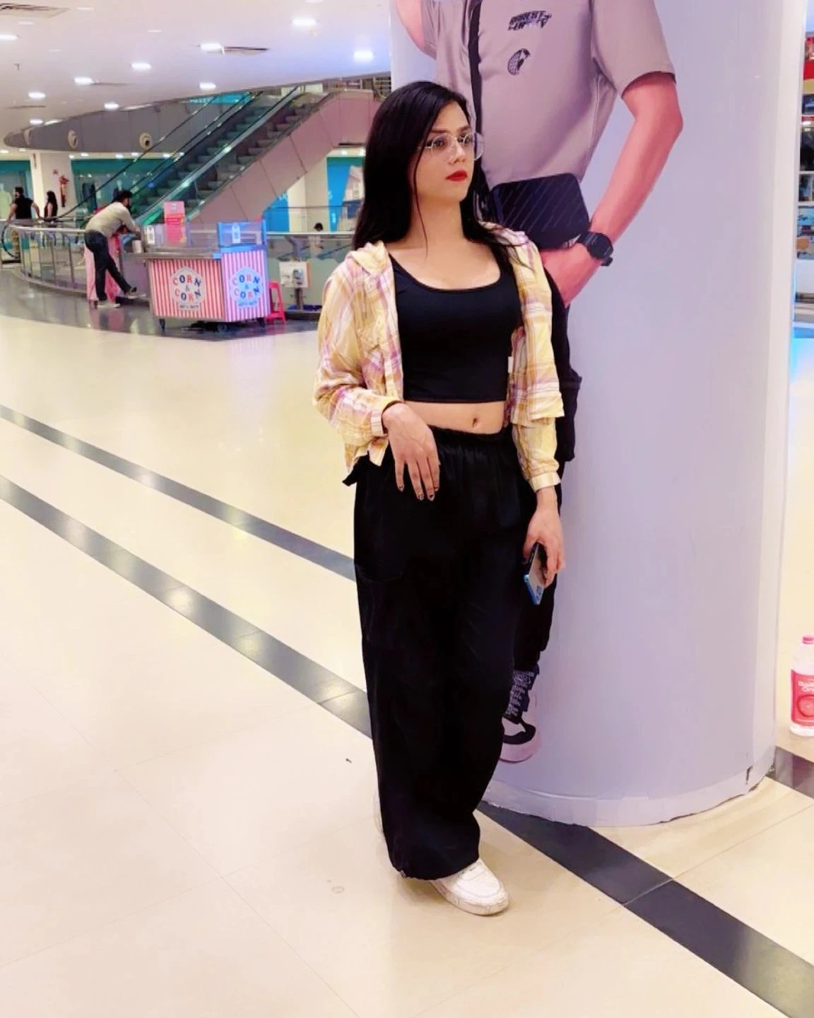 Shemale ananya – Indian escort in Indore — 4 / 7