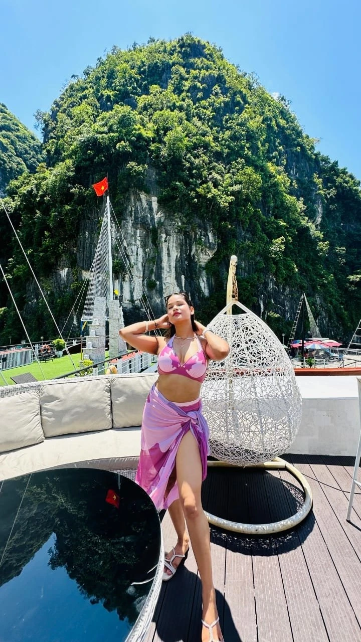 100% Genuine Luxury Premium Model Escort – Indian escort in Pune — 1 / 2