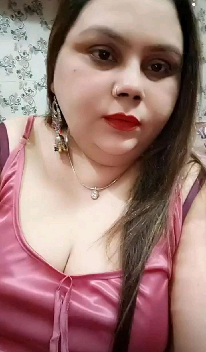 Esha Kaur→elegant. . Unforgettable – Indian escort in Kolkata — 7 / 10
