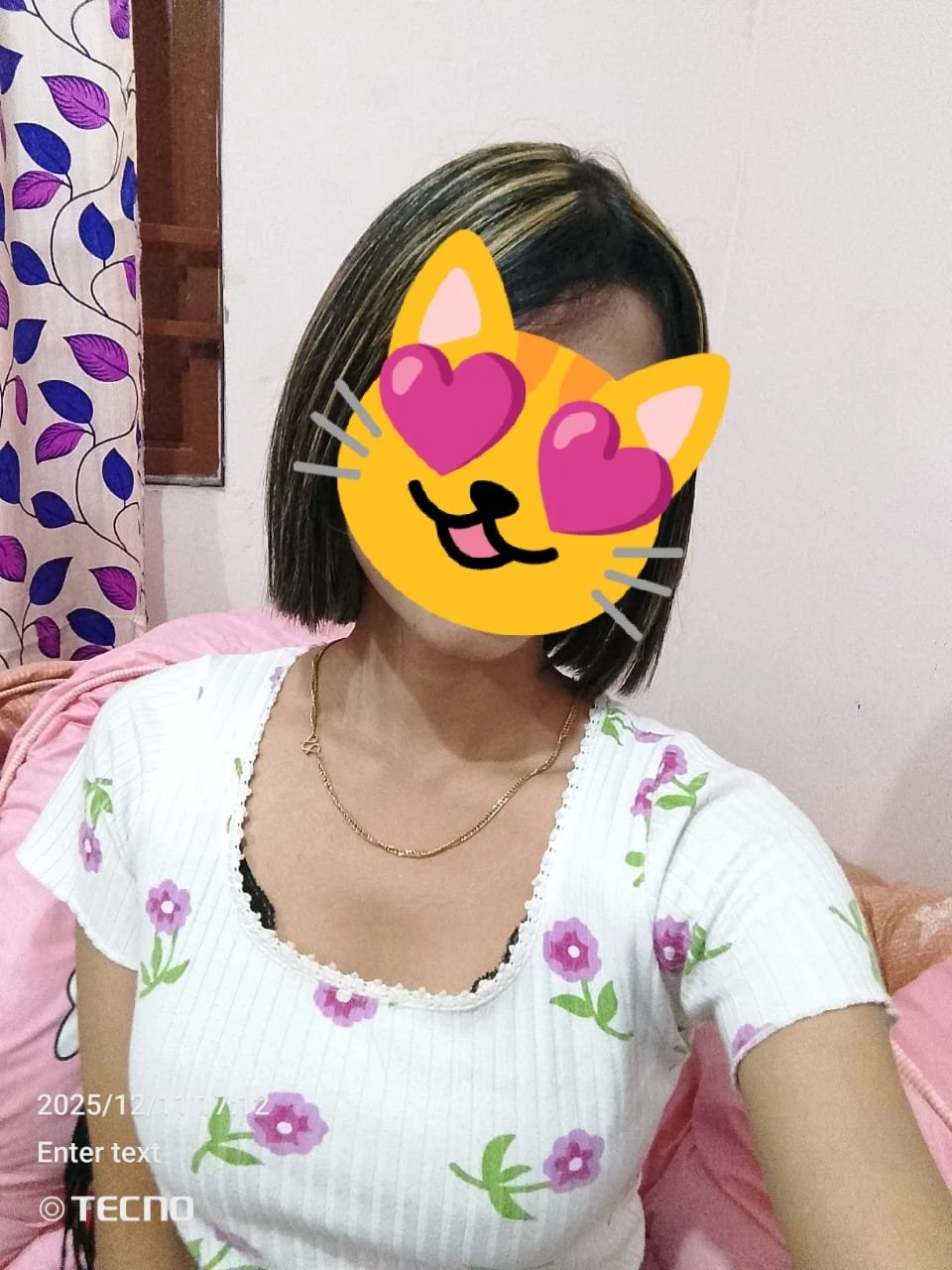 (Cam Show) Nishma – Romanian escort in Kathmandu — 2 / 4