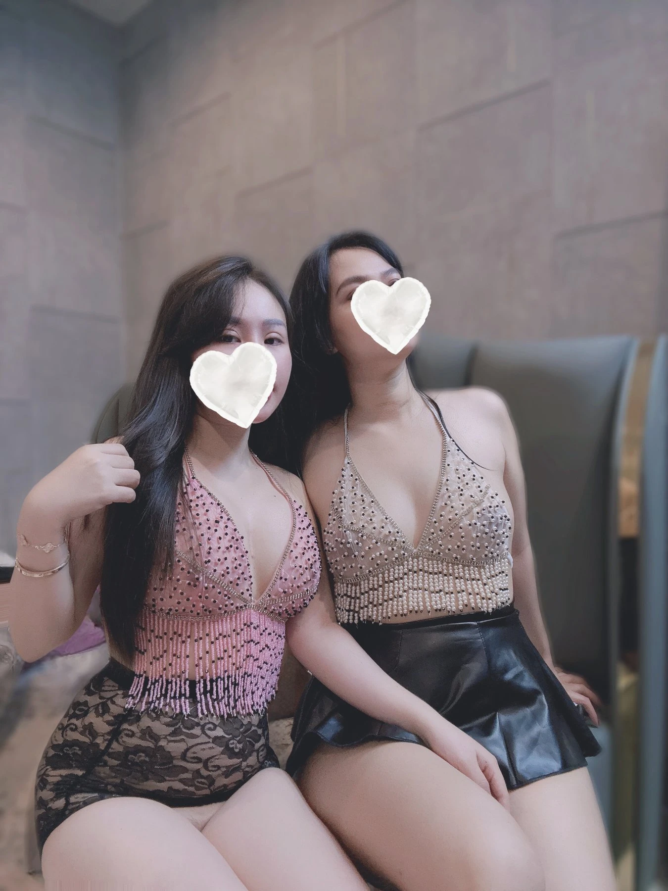 Krixi & Sushi – Vietnamese escort in Ho Chi Minh City — 16 / 20