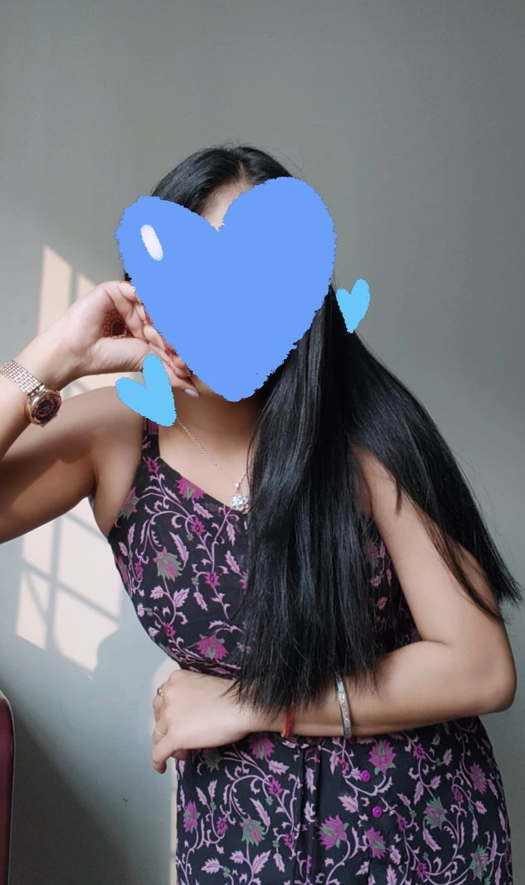 Cute Isha – Indian escort in Hyderabad — 2 / 3