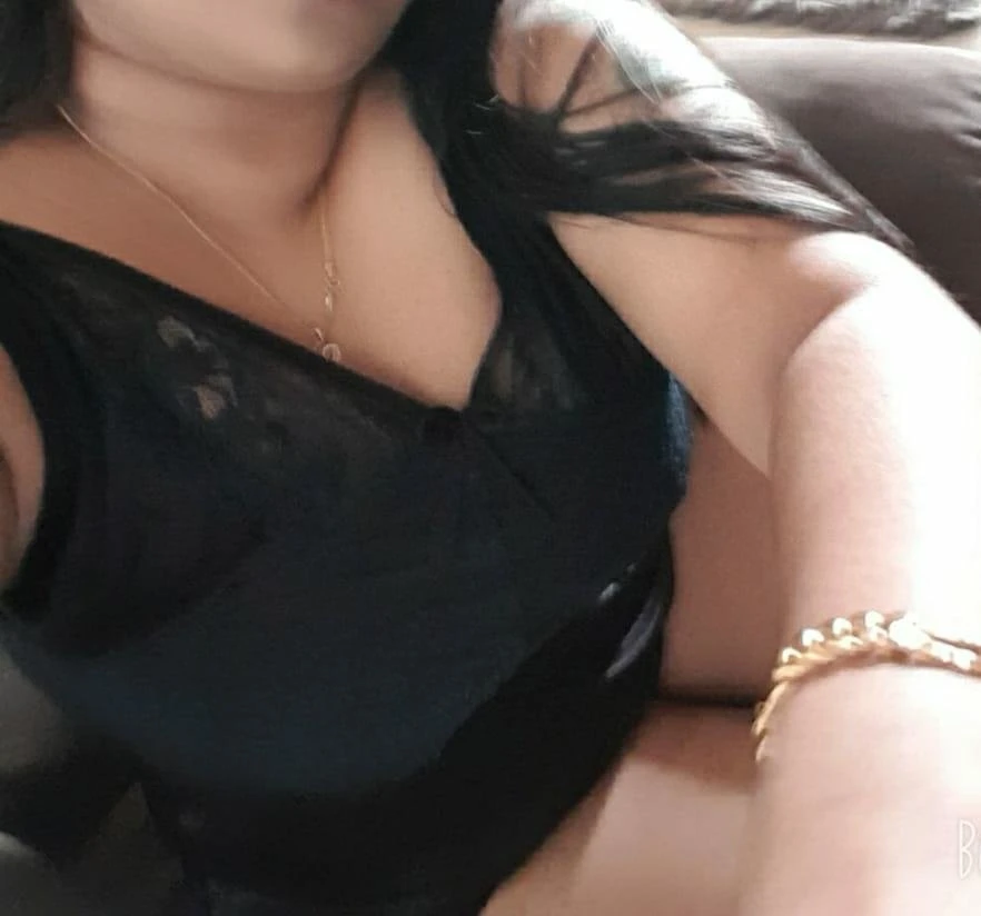 Kochi Elite Couple – Indian escort in Kochi — 3 / 4