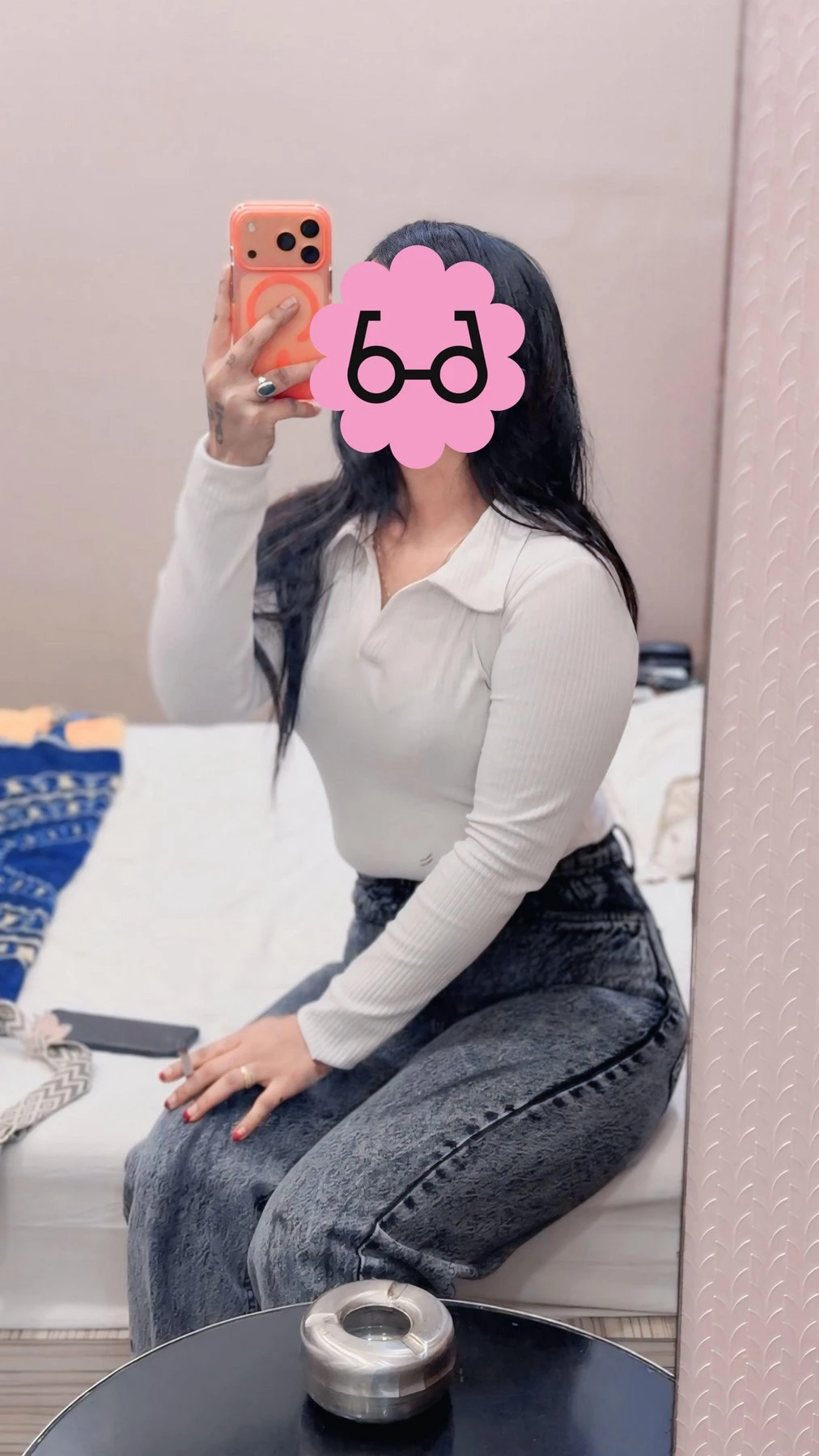 ꧁༒Real Meet & Web Session꧁༒ – Indian escort in Mumbai — 4 / 5